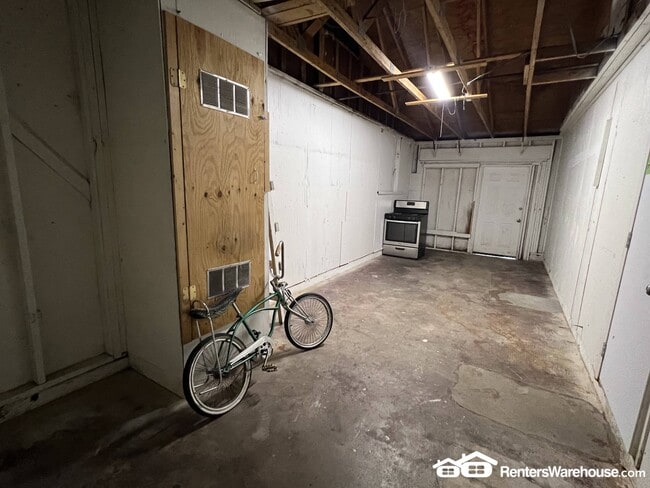 Building Photo - 2309 Bendridge Trail