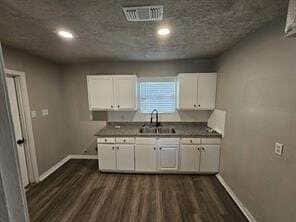 Building Photo - 5831 Belneath St