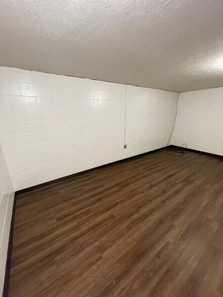 Finished Basement - 8451 Pleasantwood Ave NW