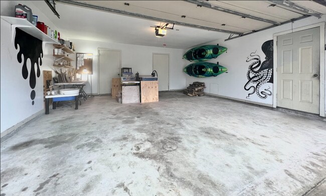 Building Photo - 308 Holly Cove