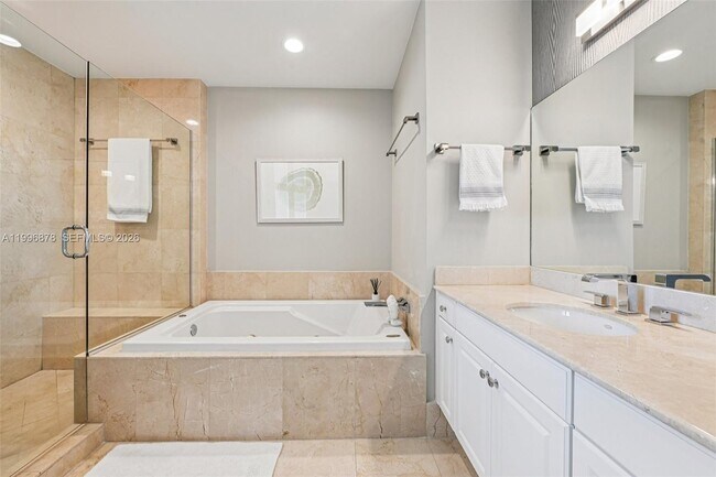 Building Photo - 626 Coral Wy