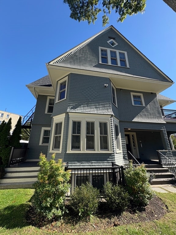 Building Photo - 15 Lanark Rd