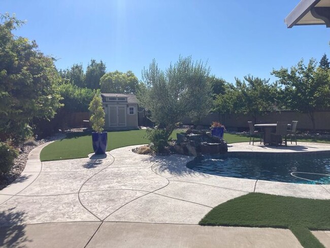 Building Photo - Coming Soon! Beautiful Executive Home in S...