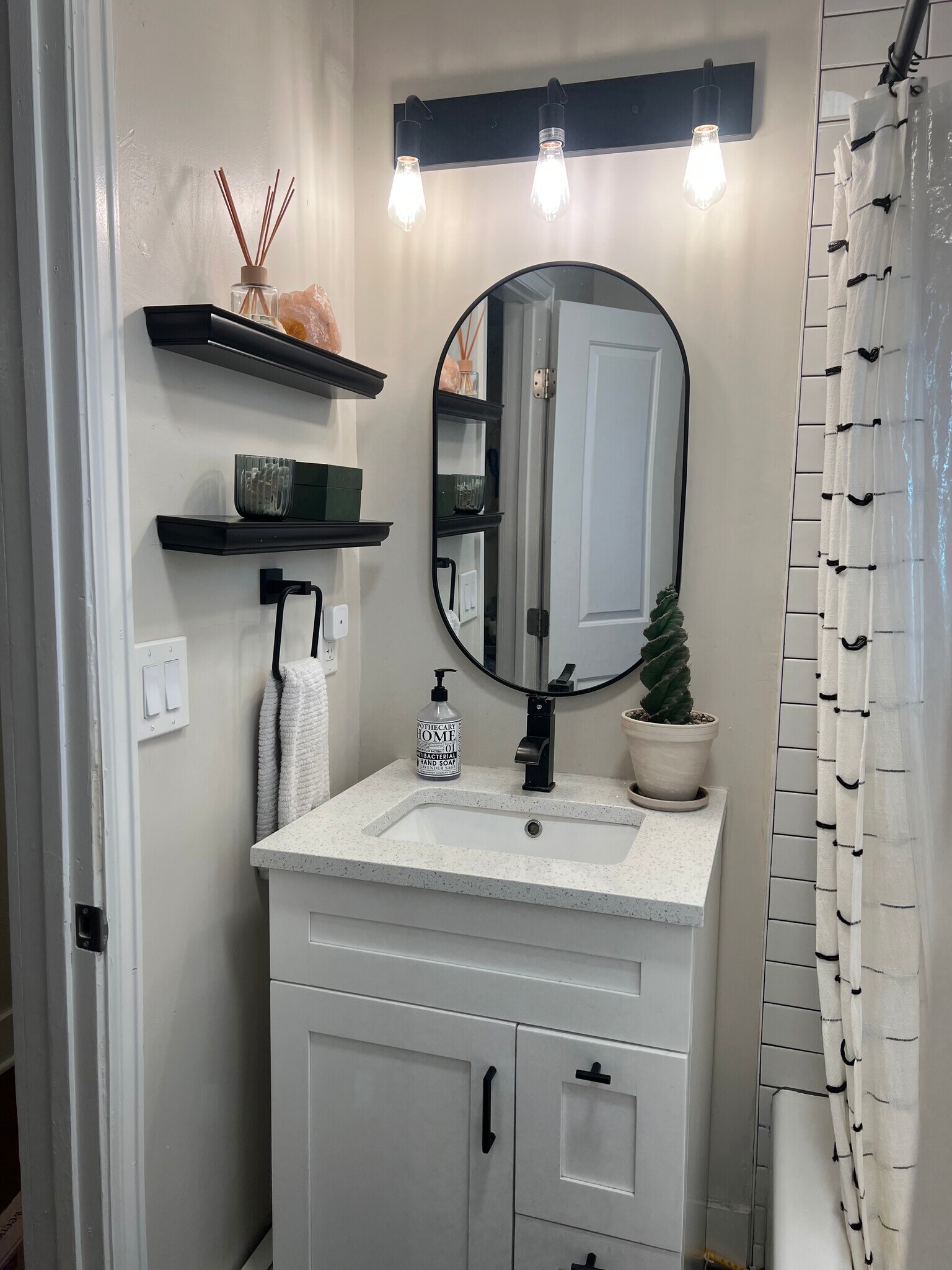 Building Photo - 251 S Quitman St