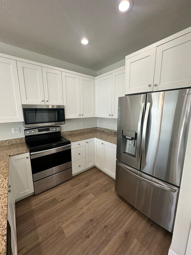 Building Photo - 3 Weeks Rent FREE! 3 Bed 2.5 Bath House for Rent in Morgan!