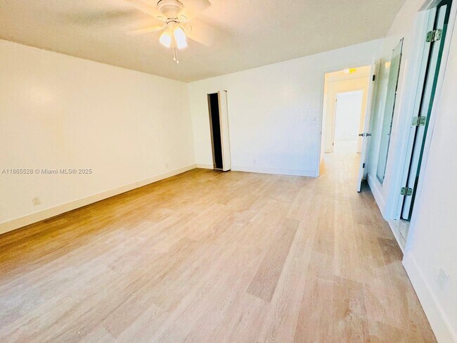 Building Photo - 1760 NW 58th Ave