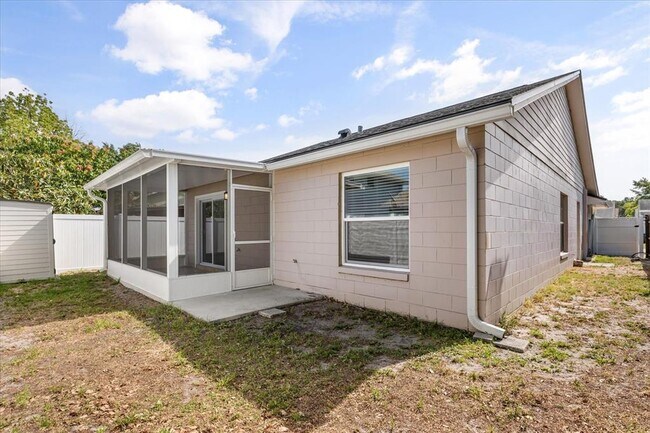 Building Photo - 1208 Roma Ct