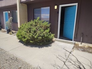Building Photo - COMING SOON Newly Remodled -2BR Unit with Fenced back yard