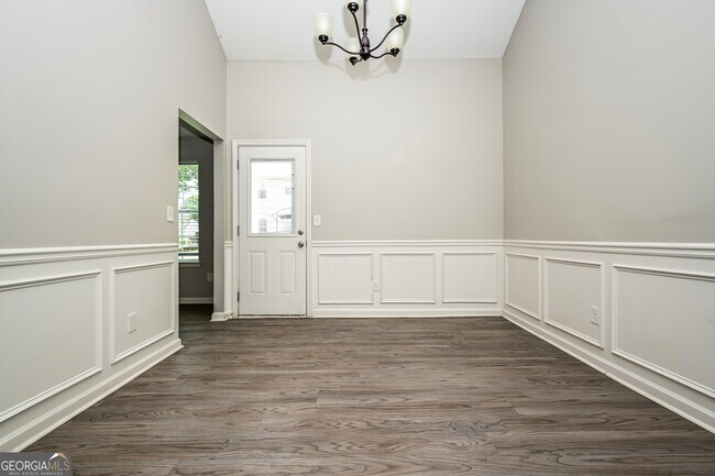 Building Photo - 987 Brisley Cir