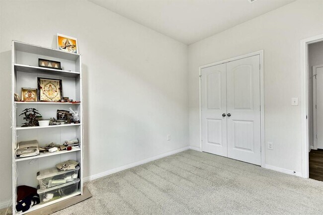Building Photo - 116 Charles Trl