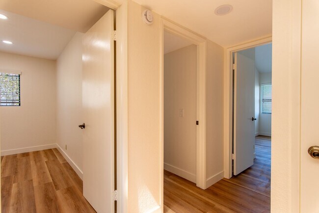 Building Photo - 4478 Via Pasear