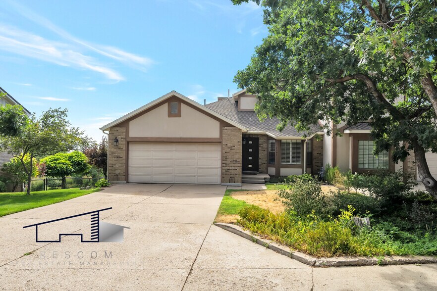 Primary Photo - 5091 Ridgedale Dr