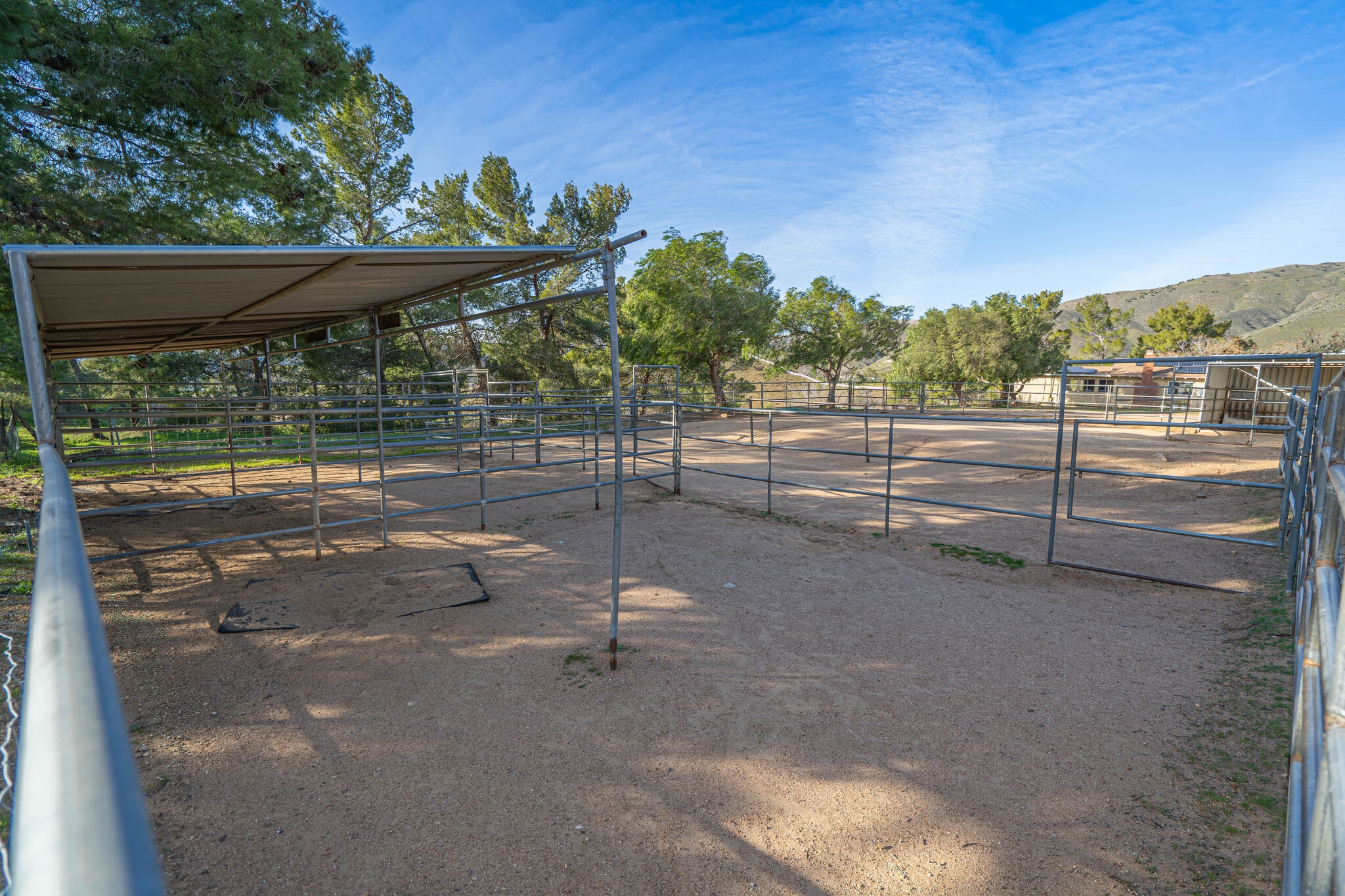 Building Photo - 35315 Glenwall St