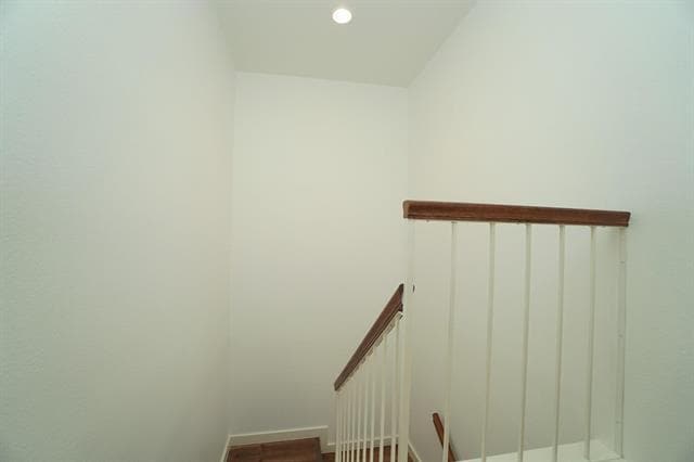 Building Photo - 14400 Montfort Dr