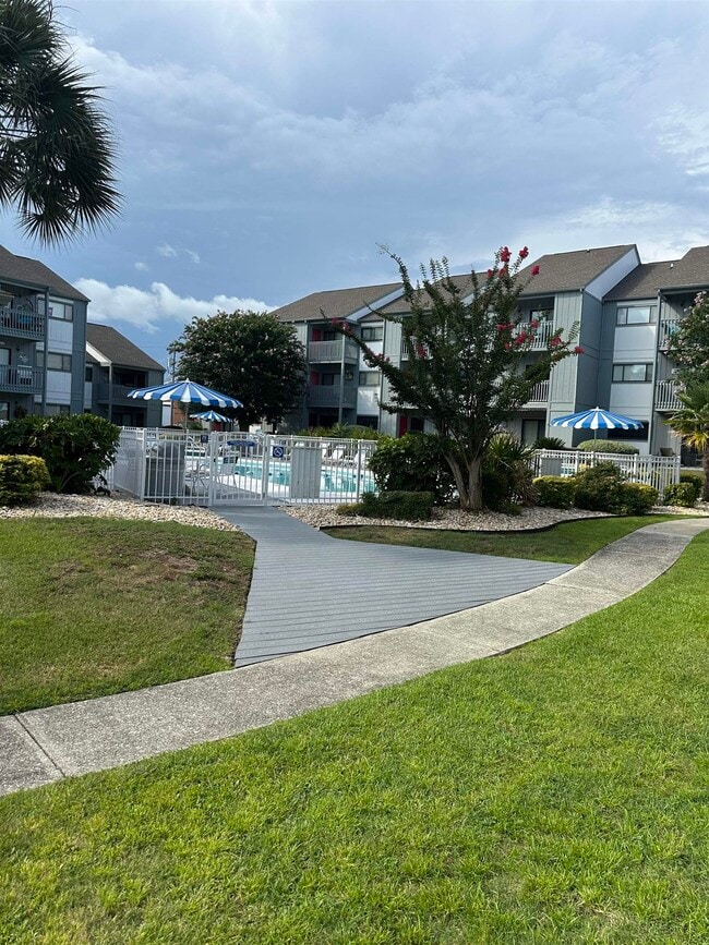 Building Photo - 7700 Porcher Dr