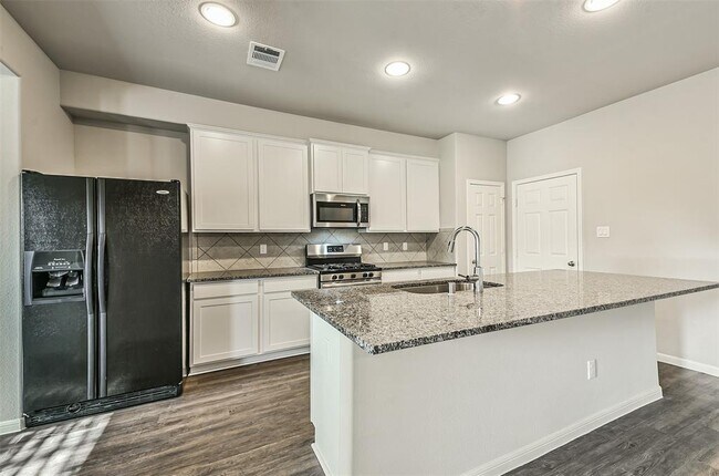 Building Photo - 3556 Terreno Vista Blvd