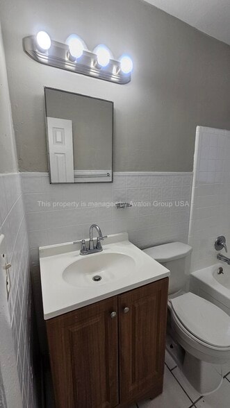 Building Photo - 6809 Miss Muffet Ln S