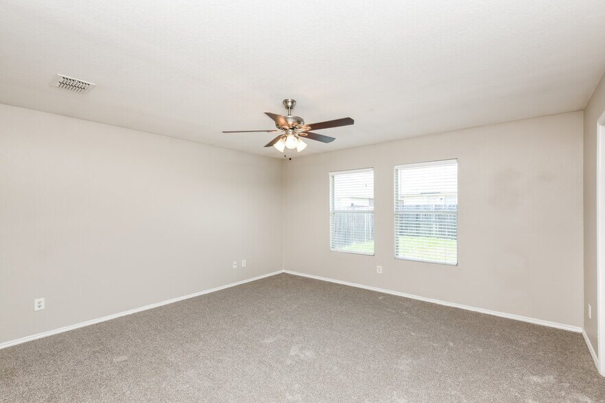 Building Photo - 1508 Queens Brook Ln