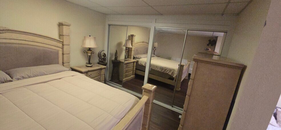 Building Photo - 3803 Lightning Ridge Way