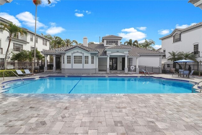 Building Photo - 765 SW 148th Ave