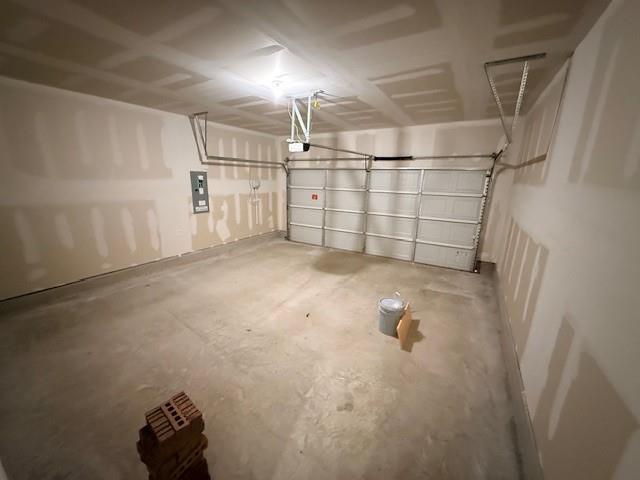 Building Photo - 3049 Dutch Dr