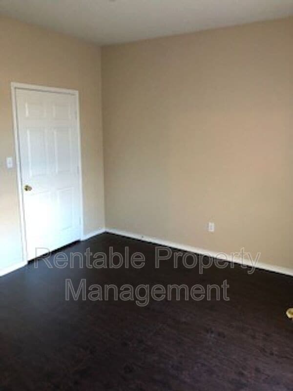 Building Photo - 108 Collett Ct
