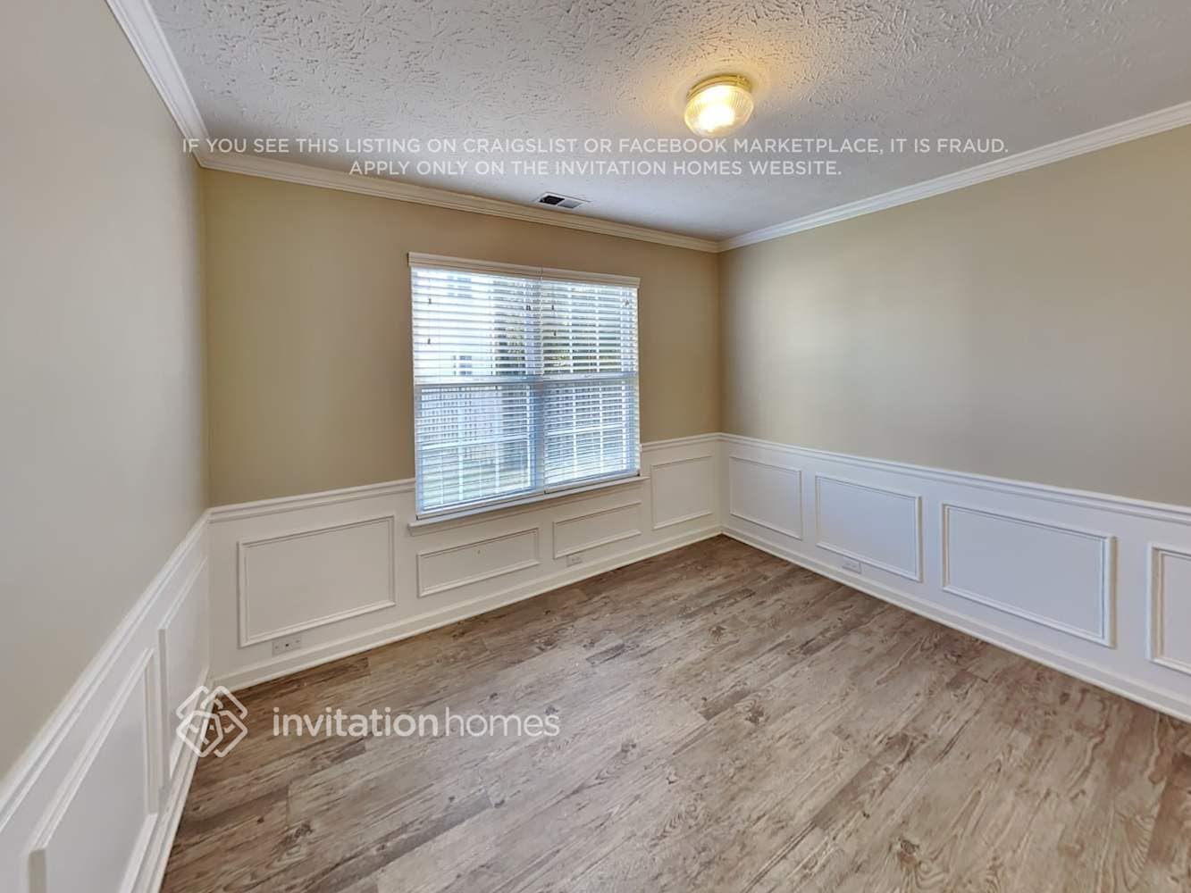 Building Photo - 1055 Crabapple Lake Cir