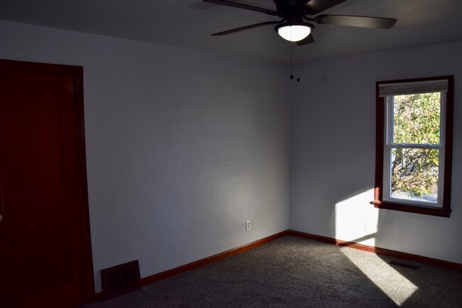 Building Photo - 9606 Sievers Ct