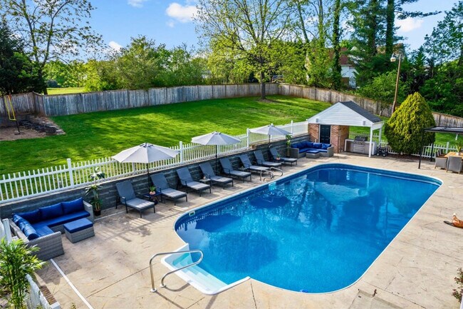 Building Photo - 75 State Rd 1441