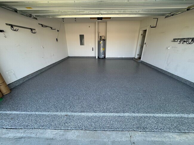 Building Photo - 3533 Sailfish Dr