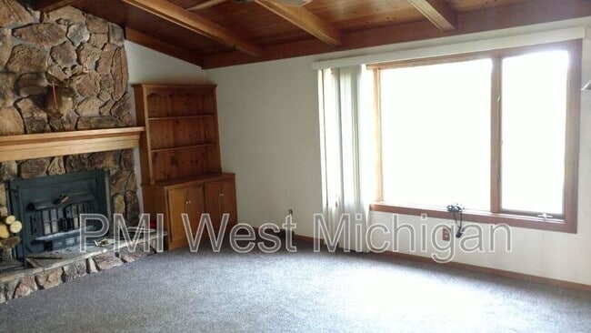 Building Photo - 1275 104th St SW