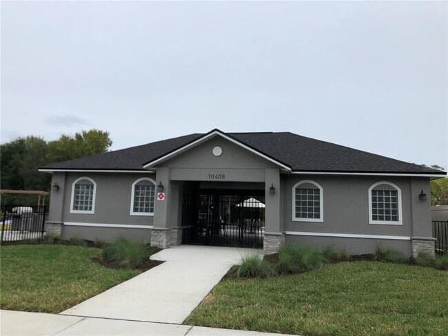 Building Photo - 10549 Oakside Dr