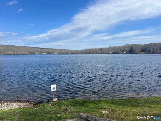 Building Photo - 389 Wyassup Rd