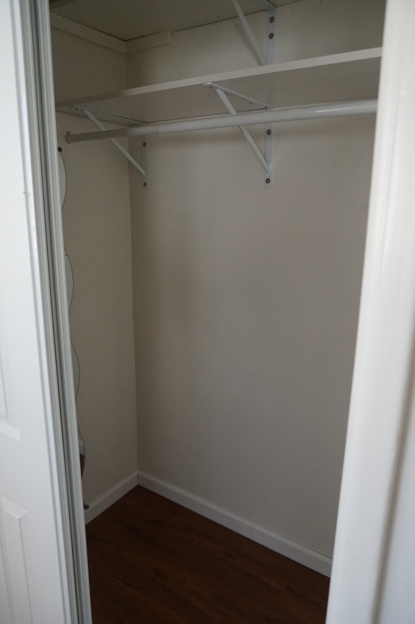 Bedroom 1 closet - 2409 Harriman Ln