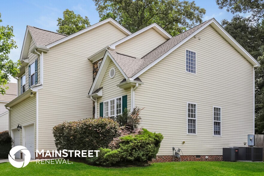 Building Photo - 1503 Bowmore Pl