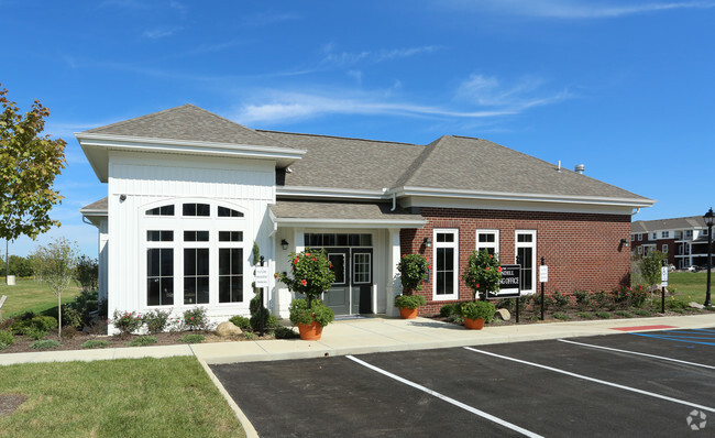 Leasing Center / Clubhouse - The Wendell