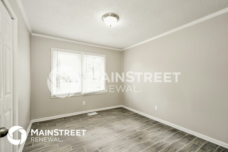 Building Photo - 35 Willow Ln NW