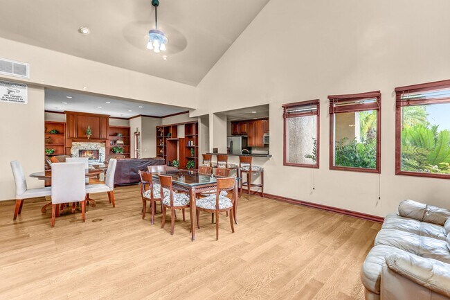 Building Photo - $500 Move In Special - Studio in the Venetian Community in UTC w/ Parking Included!