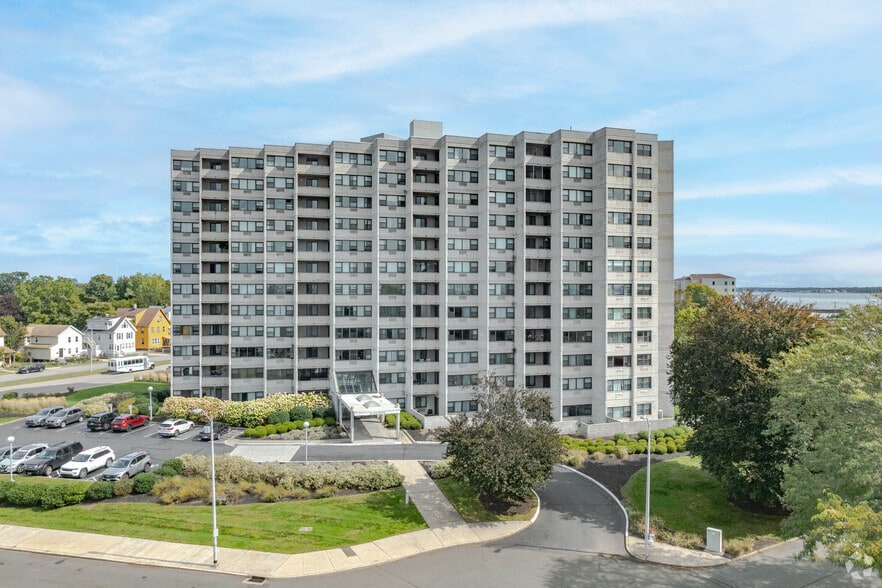 Primary Photo - Soundview Apartments