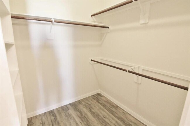 Building Photo - 18250 Bethany Manor Ct