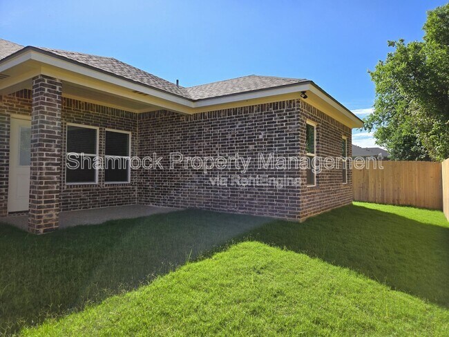Building Photo - 129 Windmill Wy