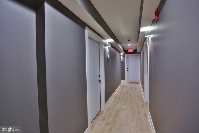 Building Photo - 2431 Frankford Ave