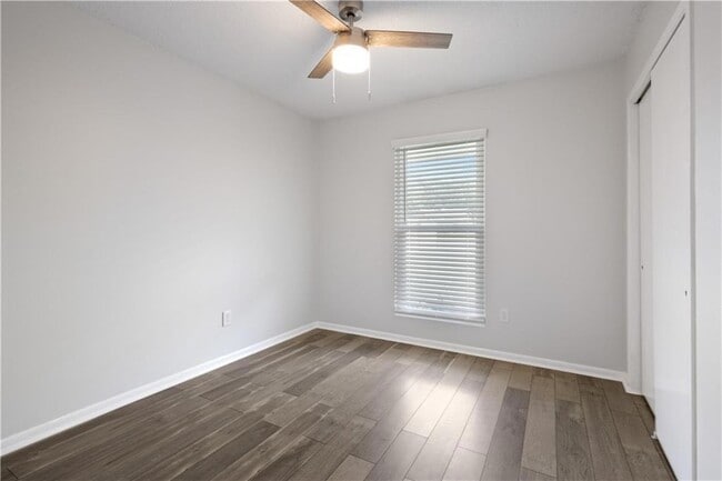 Building Photo - 303 Runnymeade Cir