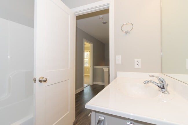 Building Photo - Elevated Living Starts Here  Now Pre-Leasing in Winchester, KY