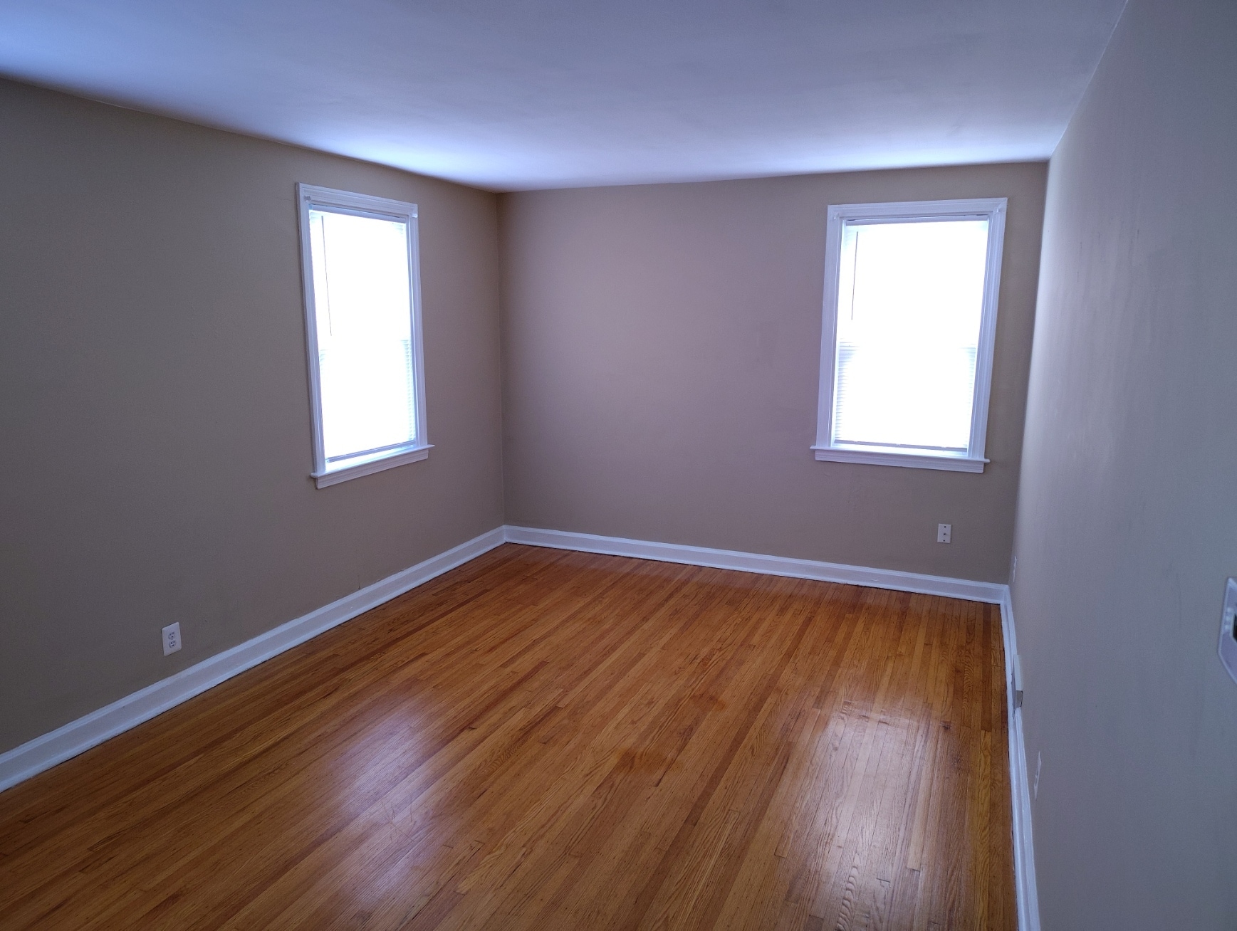 Building Photo - 218 Pilgrim Ln