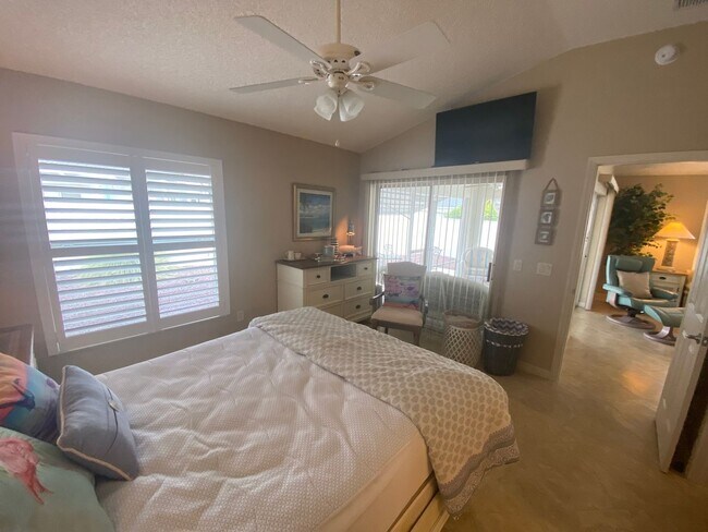 Building Photo - Beautiful Fully Furnished, SEASONAL RENTAL, Courtyard Villa In the Cottages at Summerchase