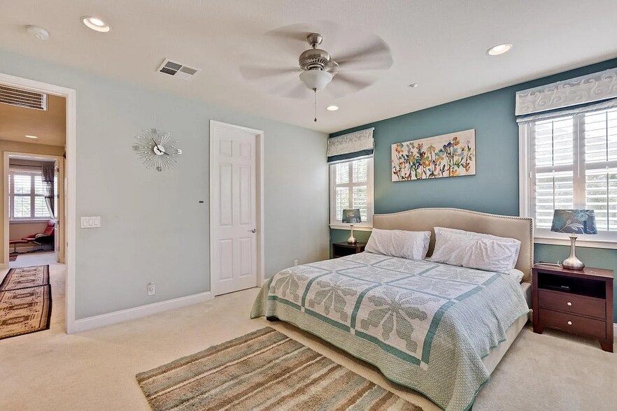 Building Photo - 5061 Le Miccine Ter