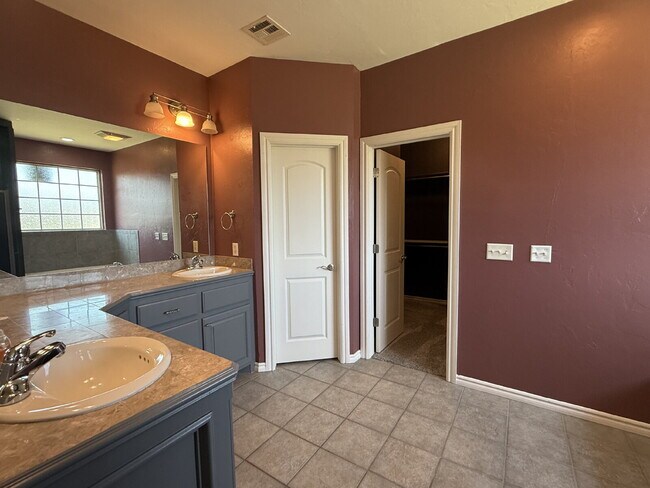 Building Photo - 3-bedroom, 2-bath home with a dedicated study located in The Creeks at Wimberley