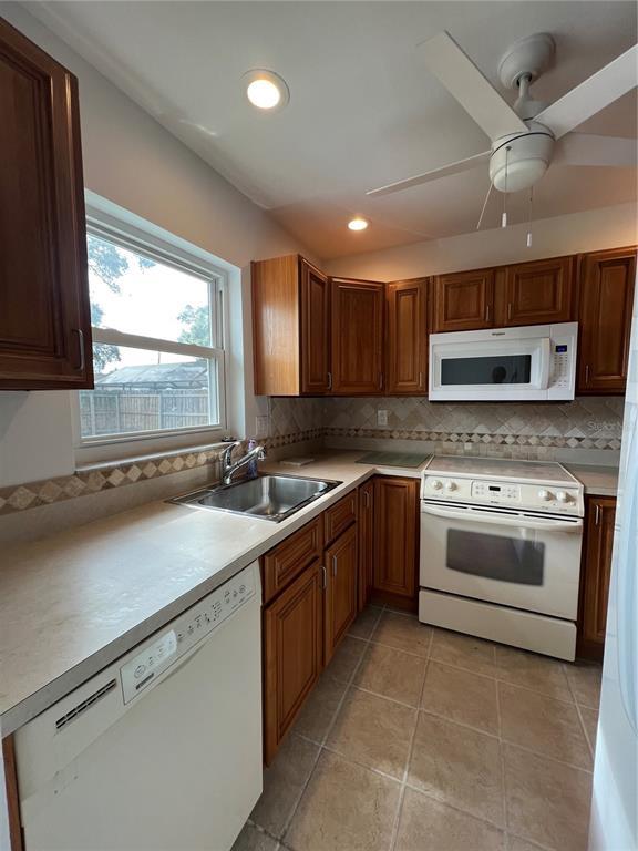 Building Photo - 5746 103rd Ave N