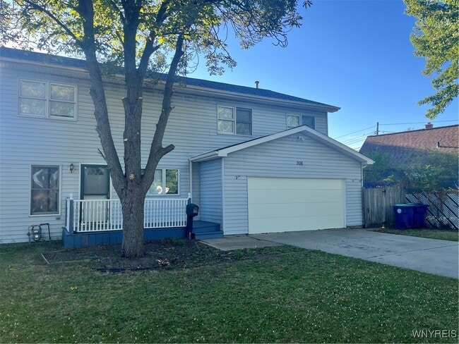 Primary Photo - 206 Hillcrest Dr